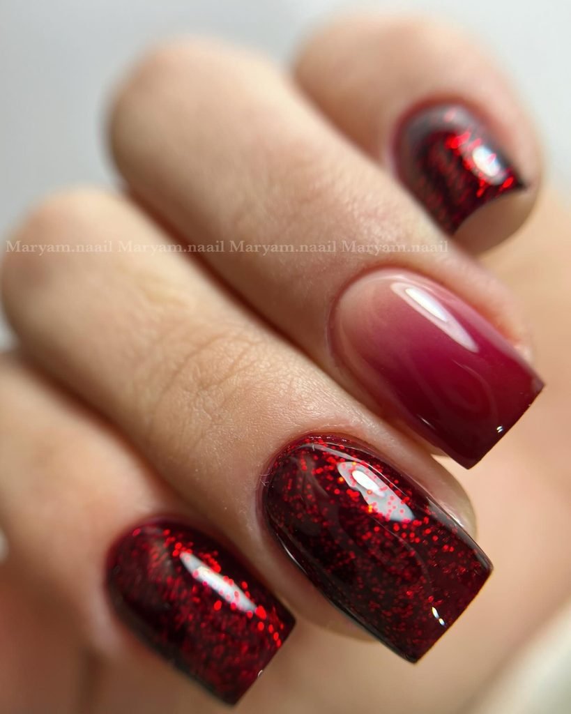 00003 Short Red Nails