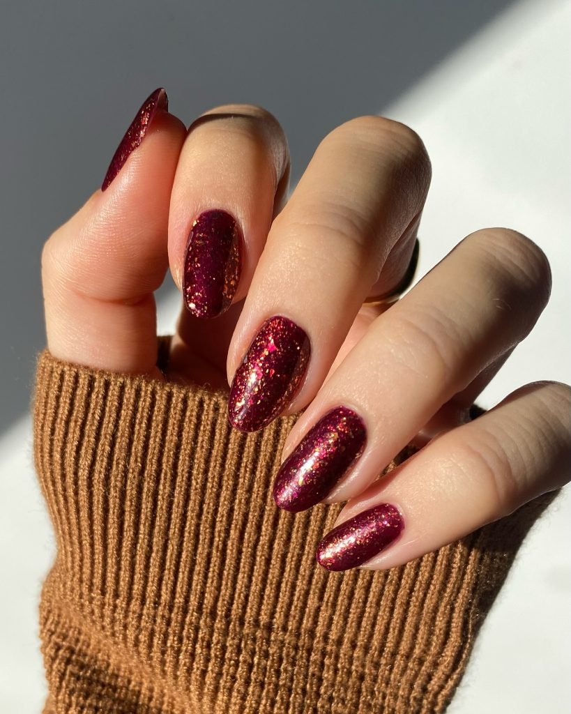 00012 Dark Classy Nails