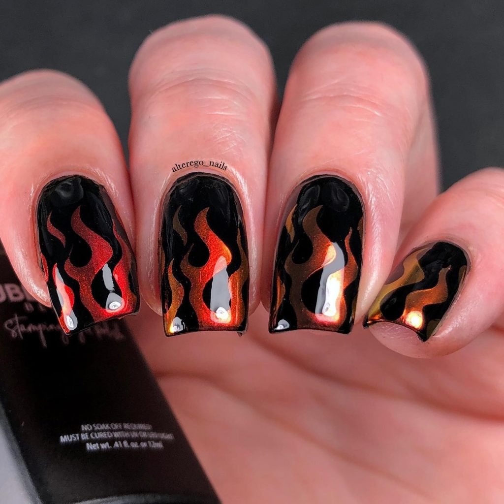 00001 Black and Red Nails 1
