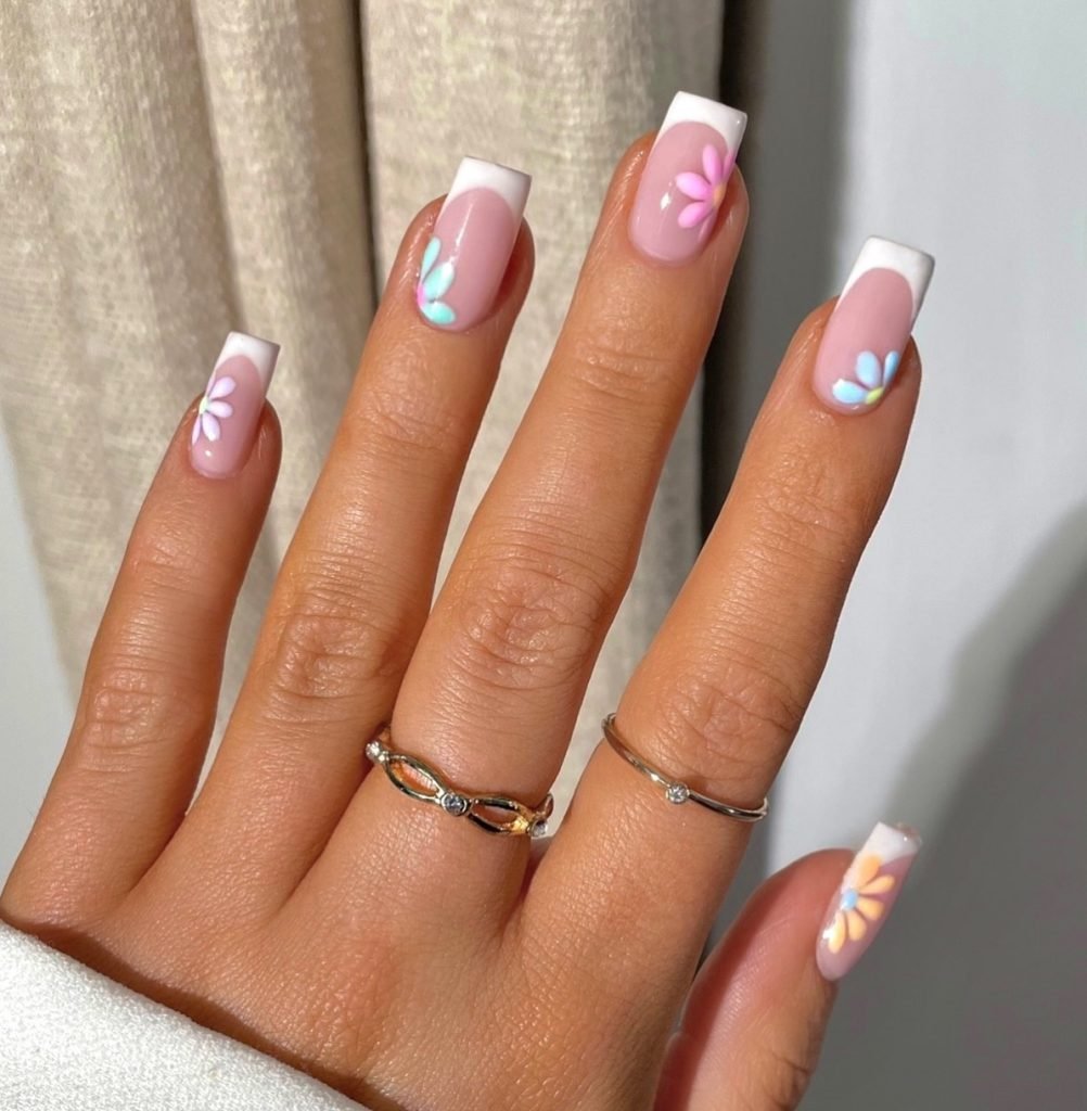 00004 Square French Tip Nails