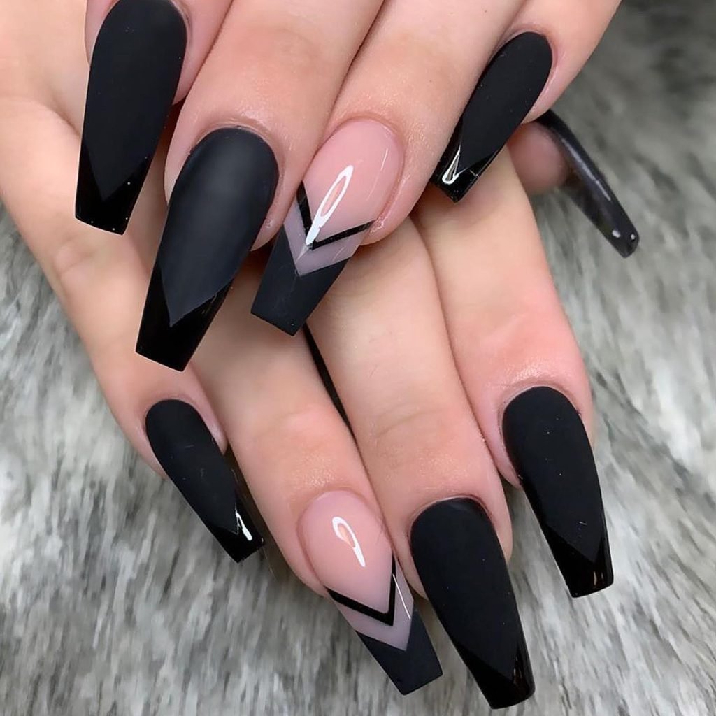 00008 Coffin Birthday Nails
