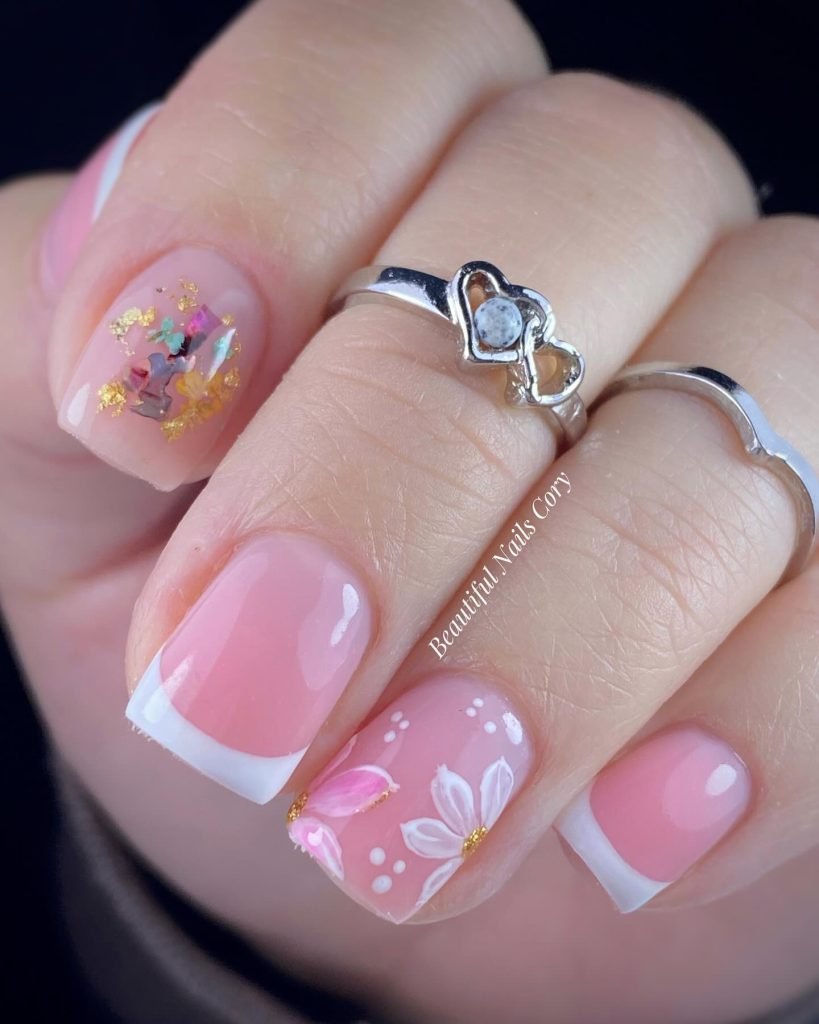 00008 French Nails with Flowers