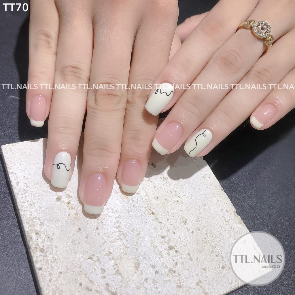 00012 Korean Gel Nails