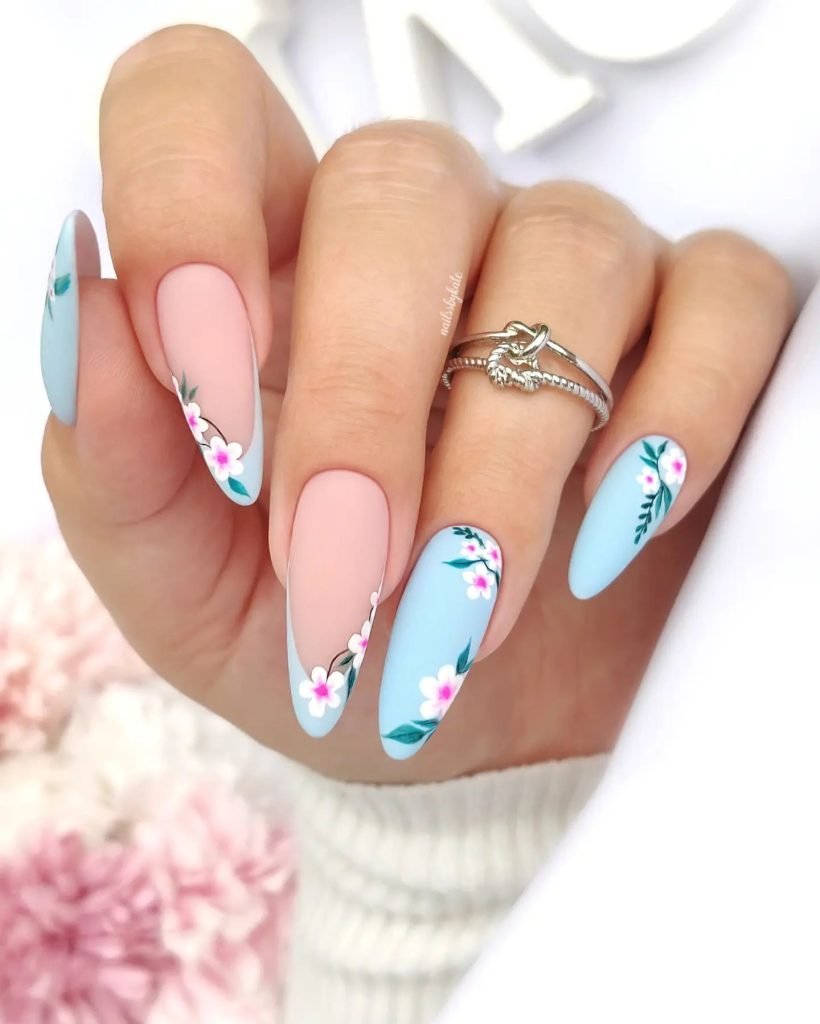 00013 Pink and Blue Nails