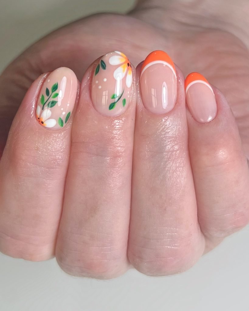 00015 French nails with flowers 2