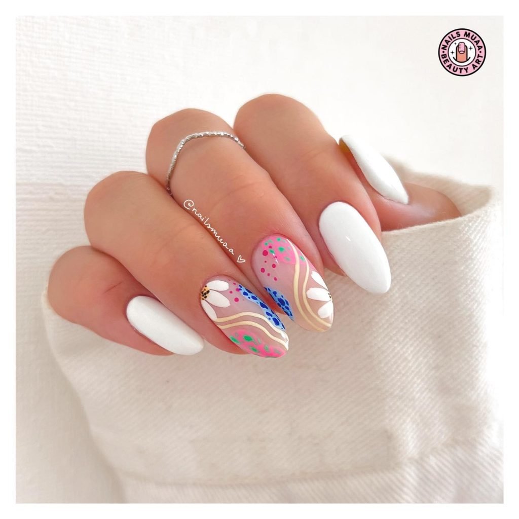 00017 Bright Summer Nails