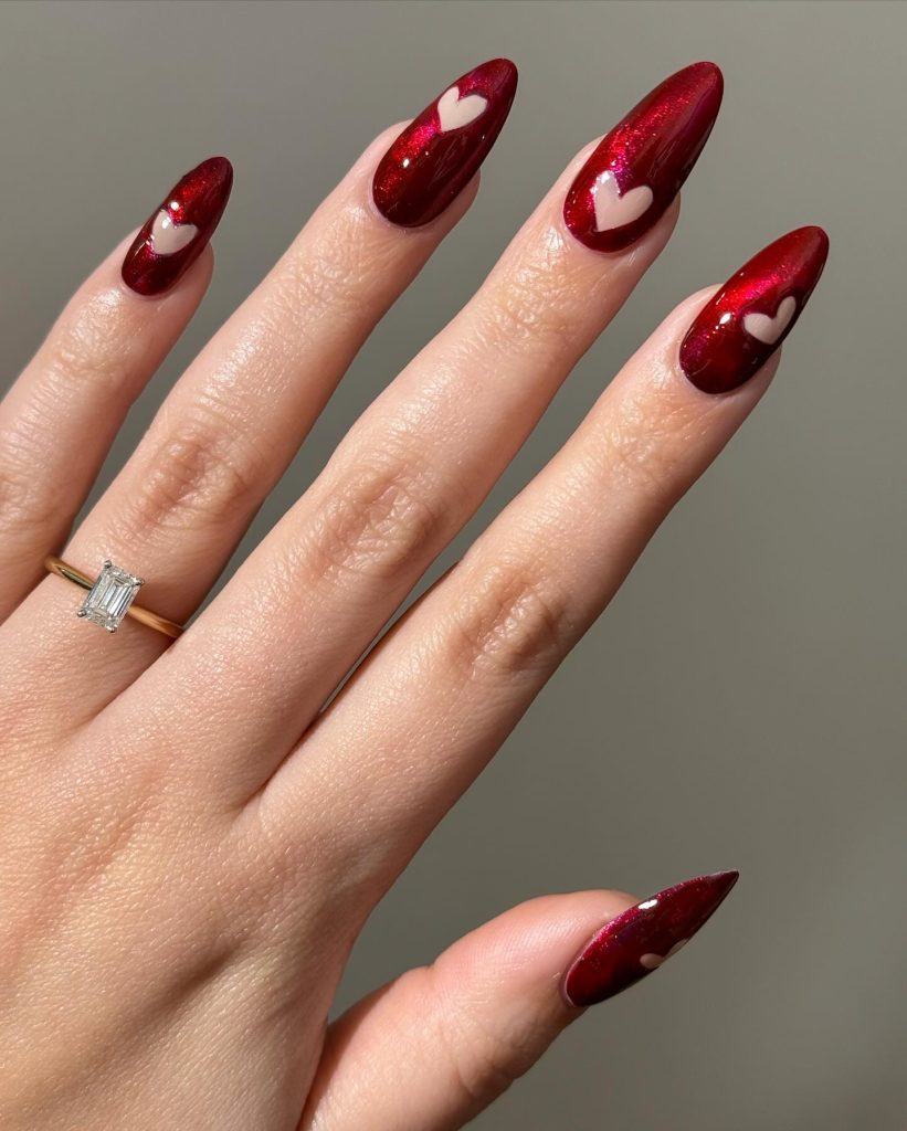 00003 Almond Valentine Nails
