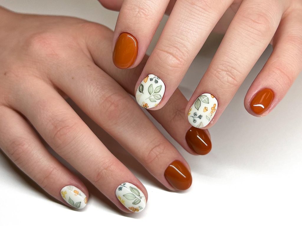 00003 Cute Thanksgiving Nails