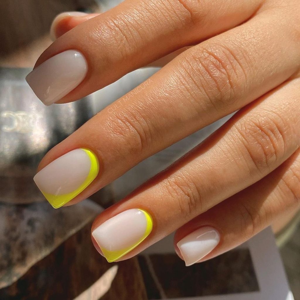 00004 Minimalist Short Nails