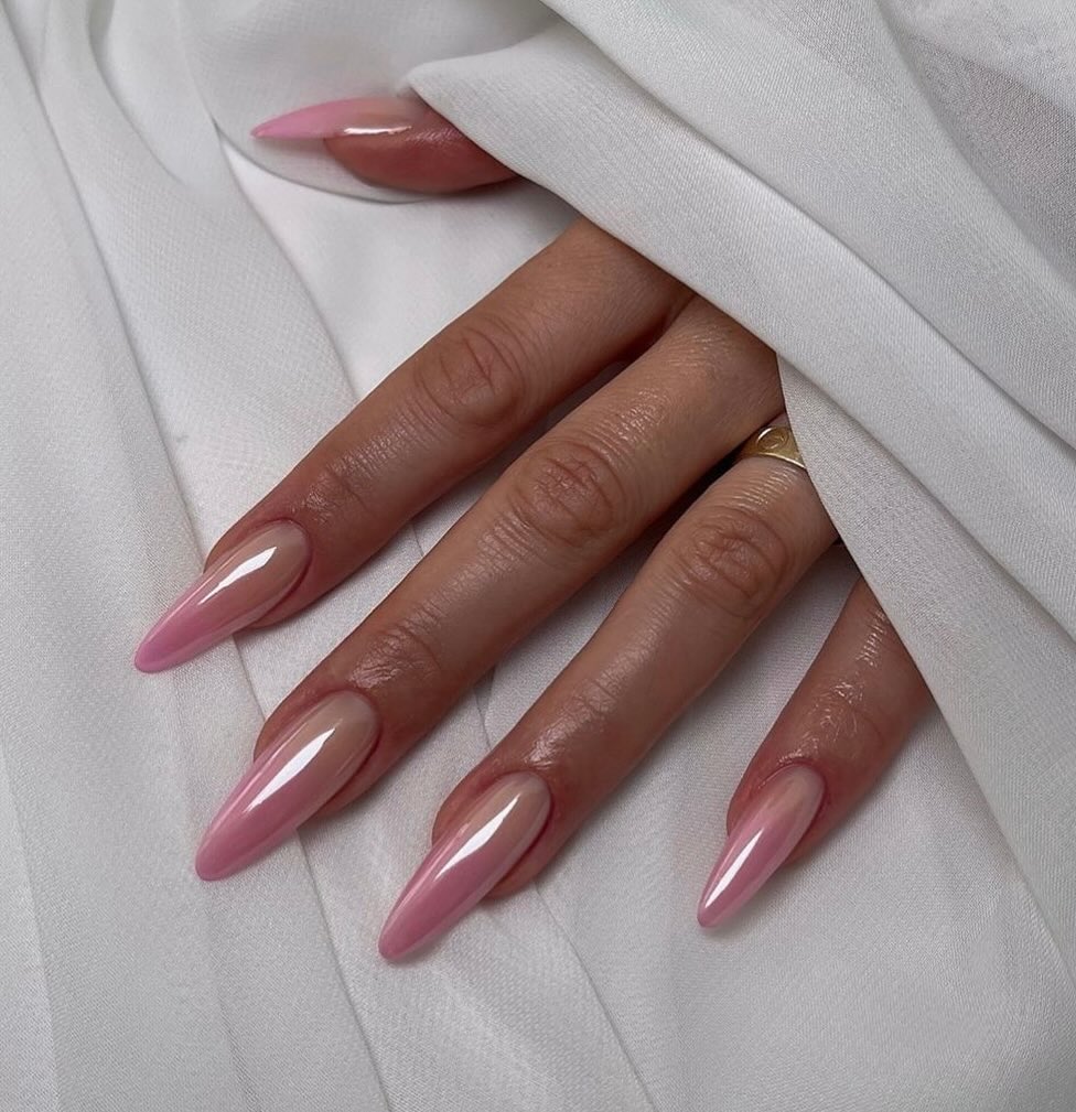 00010 Pink Chrome Nails 4