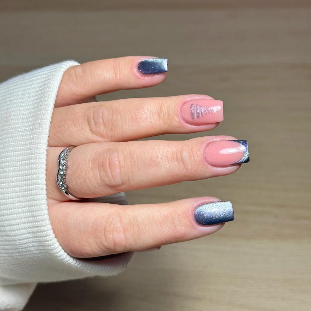 00010 Short Christmas Nails