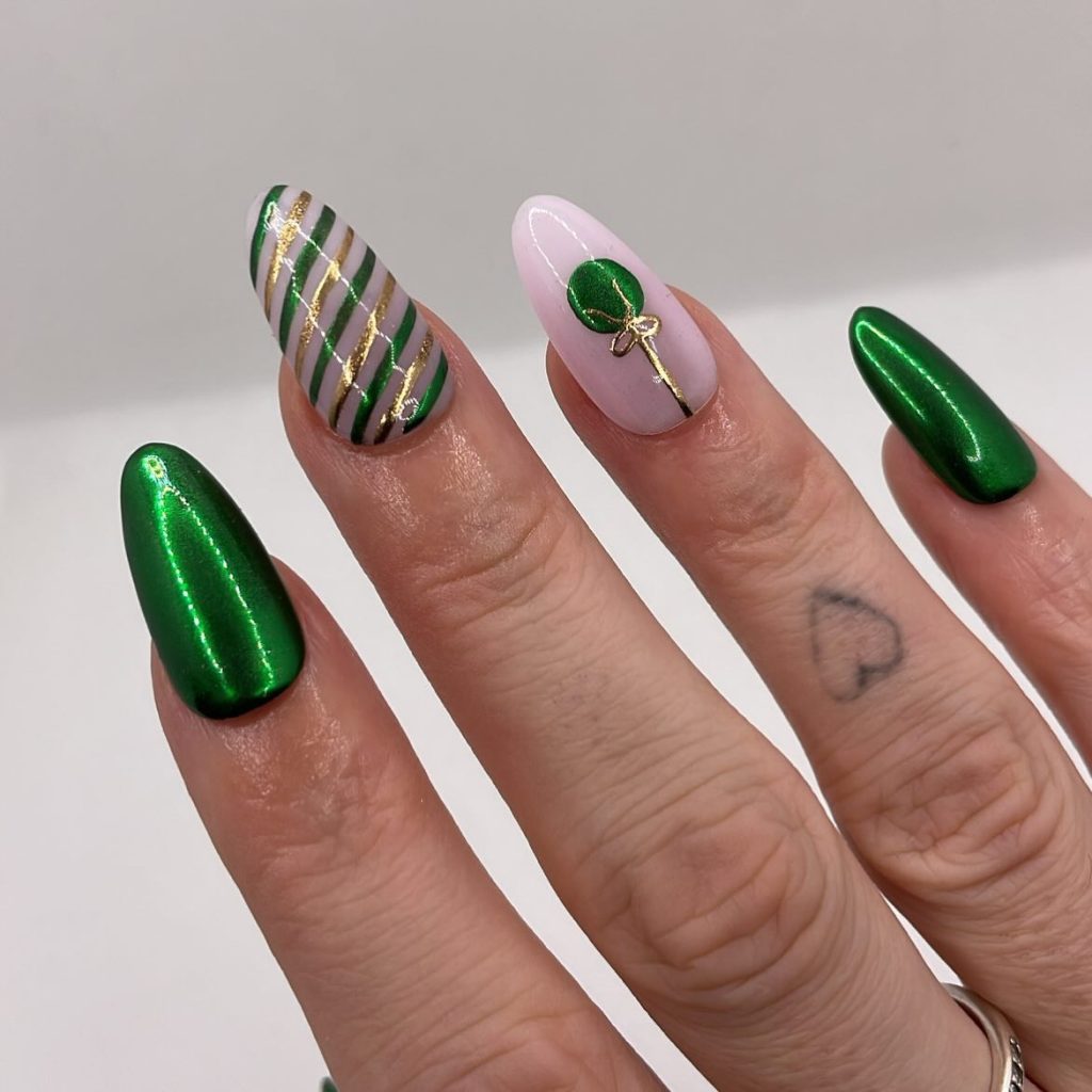 00012 Chrome Winter Nails