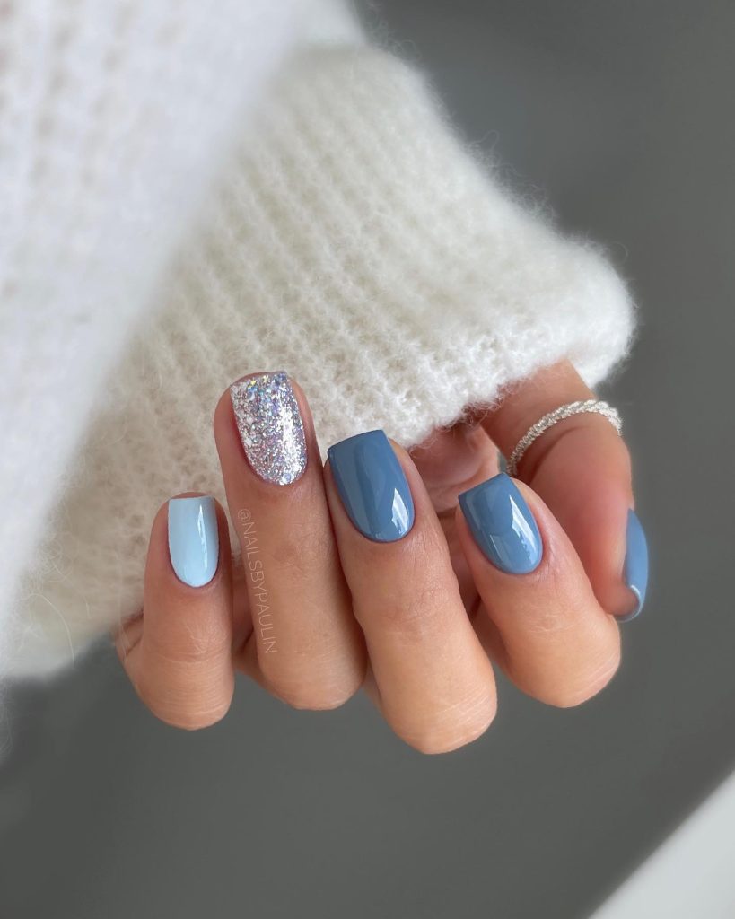 00013 Dusty Blue Nails