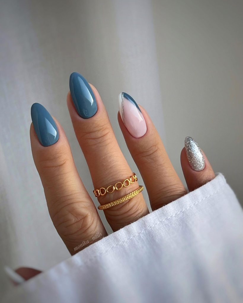 00015 Dusty Blue Nails