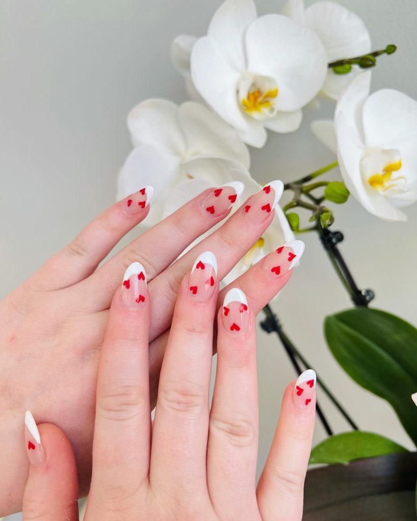 00018 Almond Valentine Nails