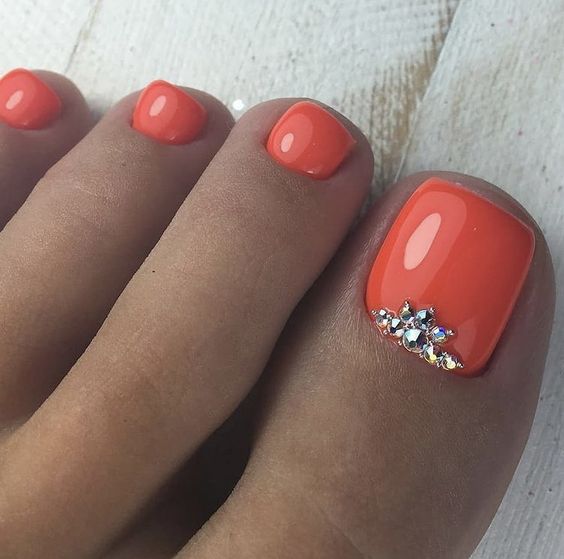 Stunning Summer Coral Toe Nail Designs for a Vibrant Seasonal Look