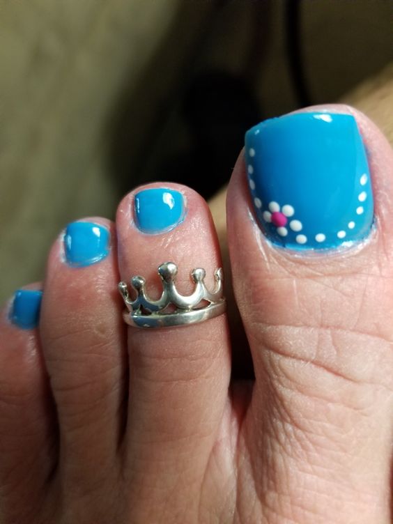 2024 Trendy Summer Blue Toe Nail Designs for Beach & Holiday Vibes