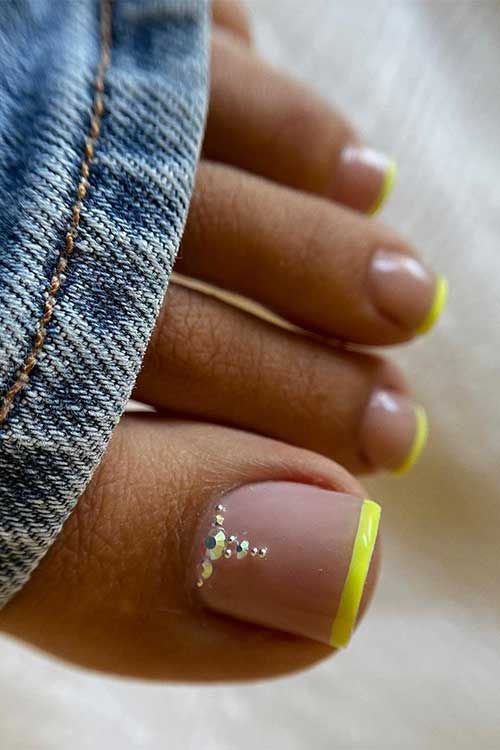 Bright Summer Acrylic Toe Nails: Top Designs and Matching Ideas