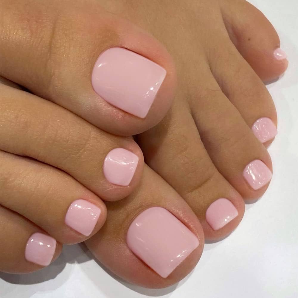 light pink toe nails