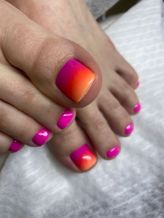 Hot Pink Summer Toenail Designs: Sparkle, Art, and Beach Vibes