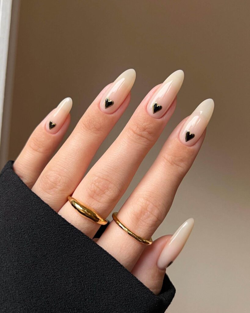 heart nails 18