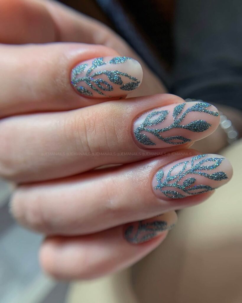 new year nails 21