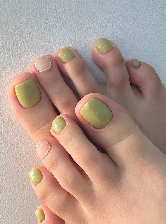 spring toe nails colors
