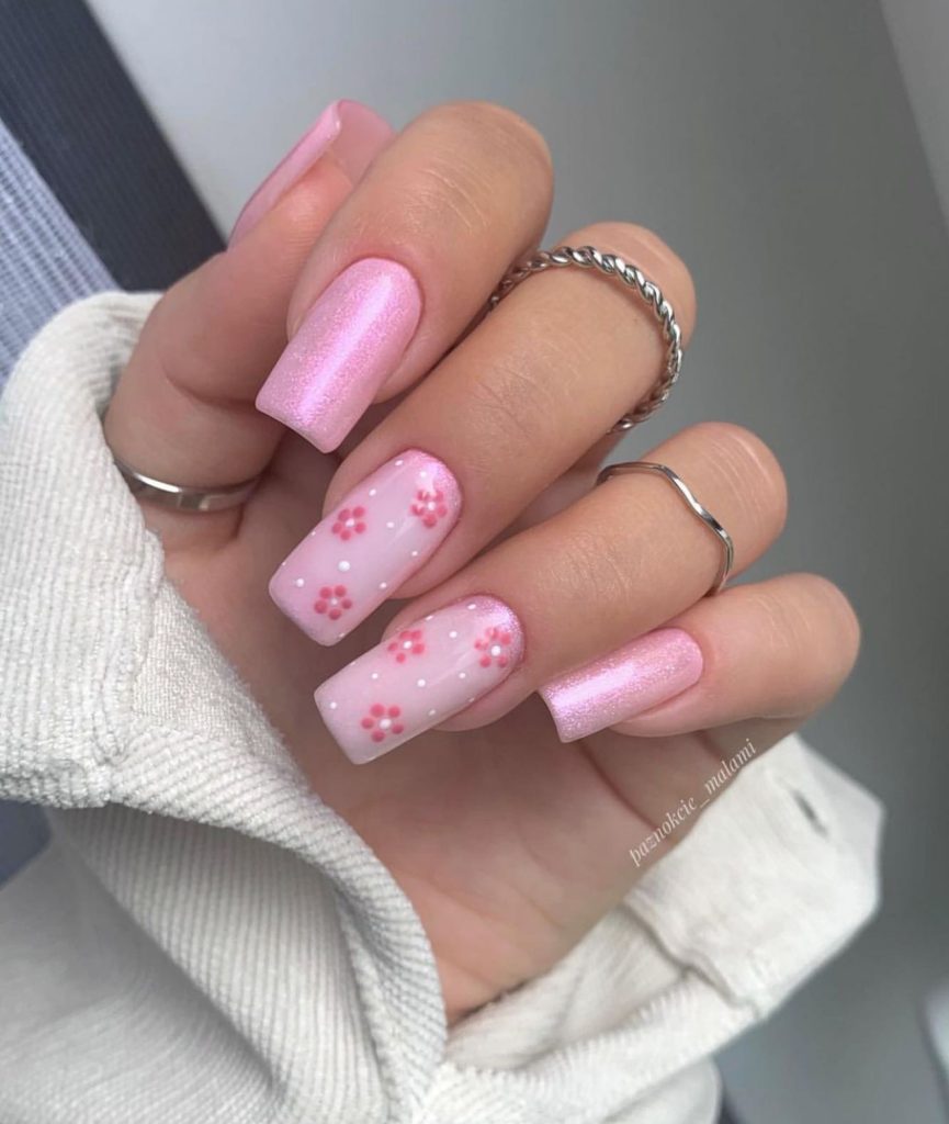 00006 Flower Nails