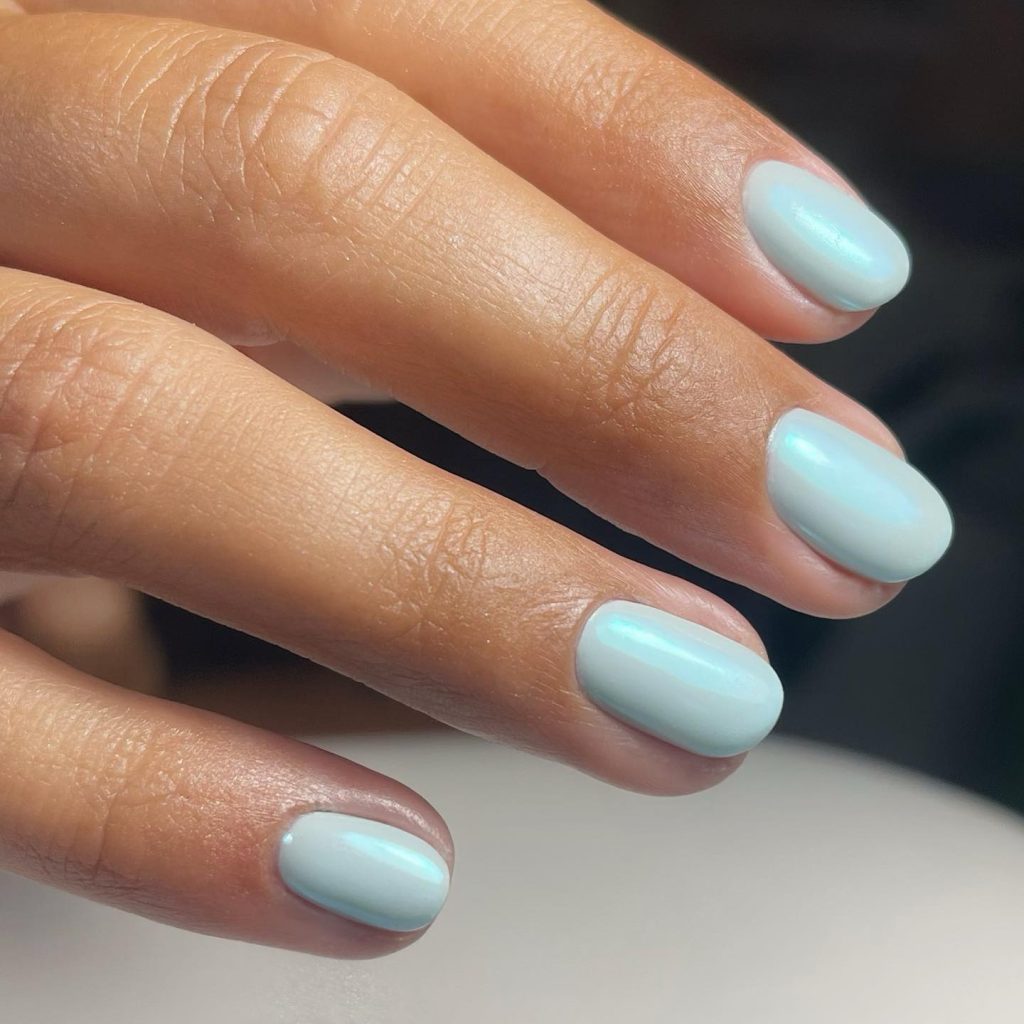 00007 Milky Blue Nails