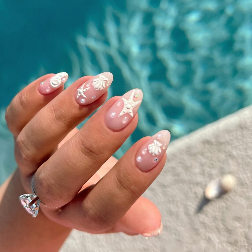 00008 Beach nails 2