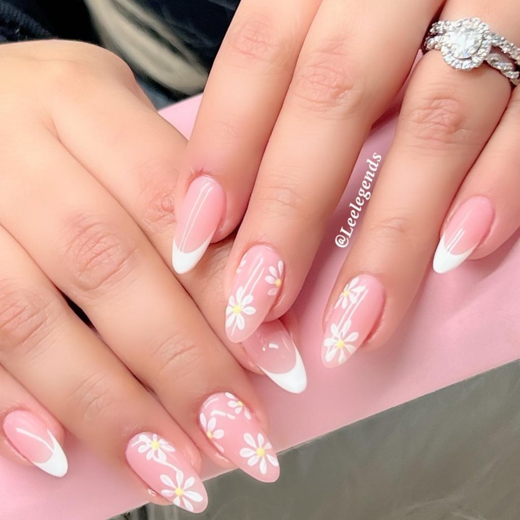 00013 Flower Nails
