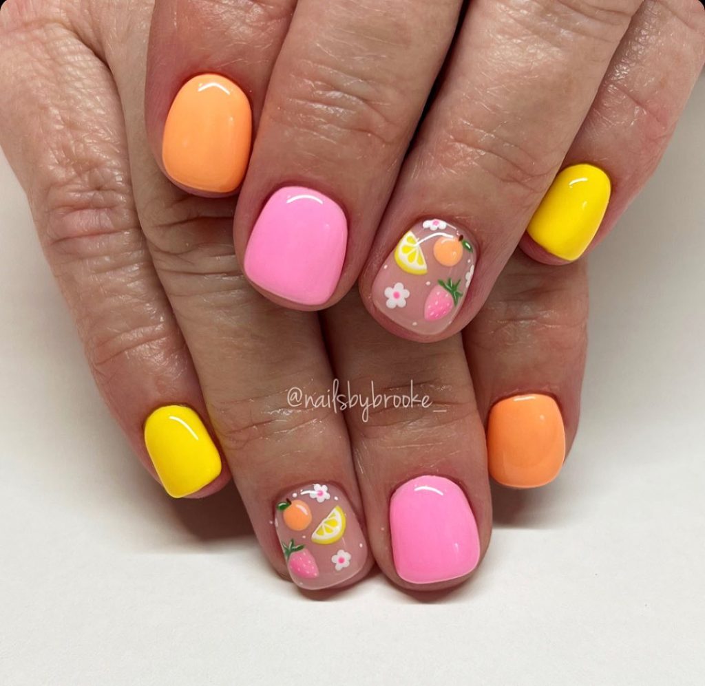 00016 Fun and Cute summer nails 2