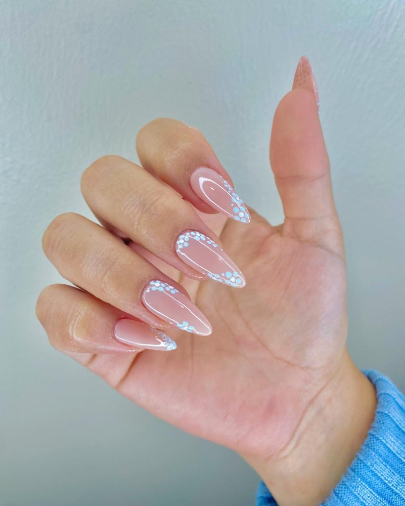 00027 Flower Nails